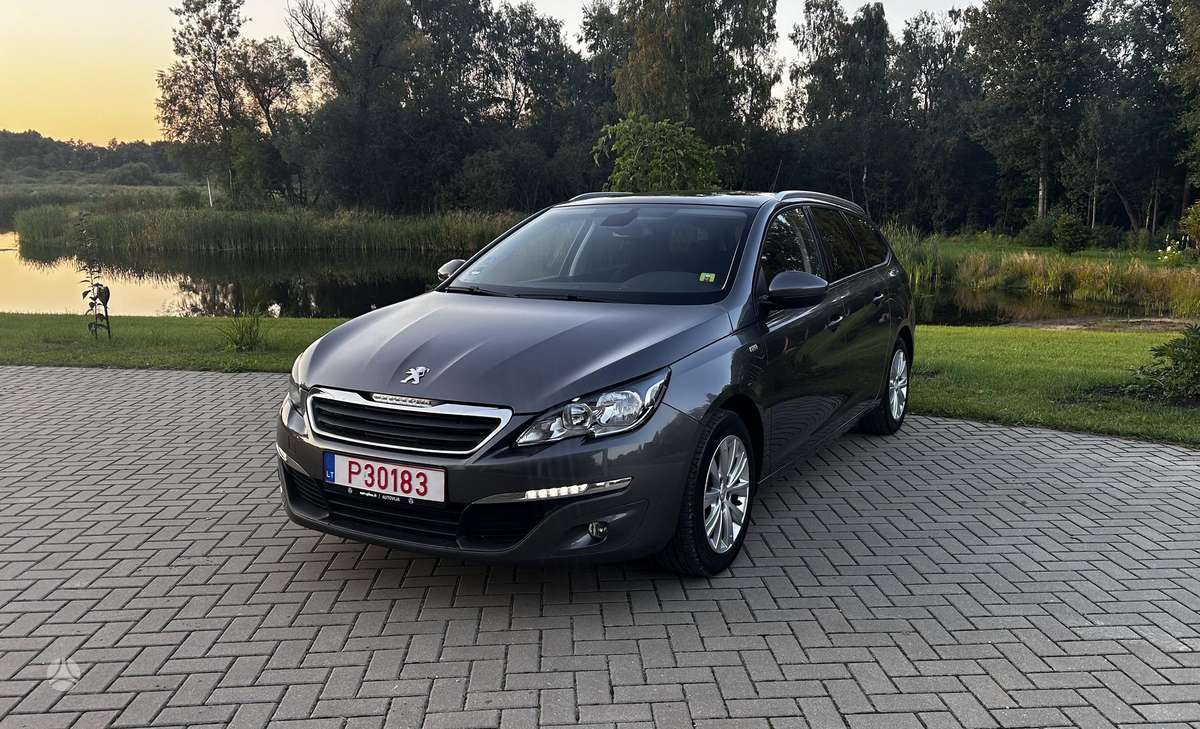 Peugeot 308, 1.2 l., Универсал