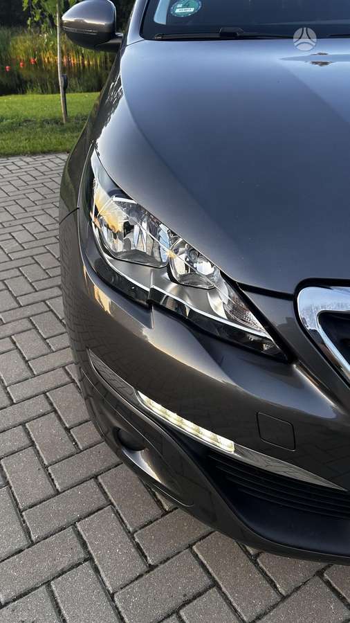 Peugeot 308, 1.2 l., Универсал