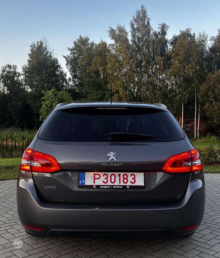 Peugeot 308, 1.2 l., Универсал