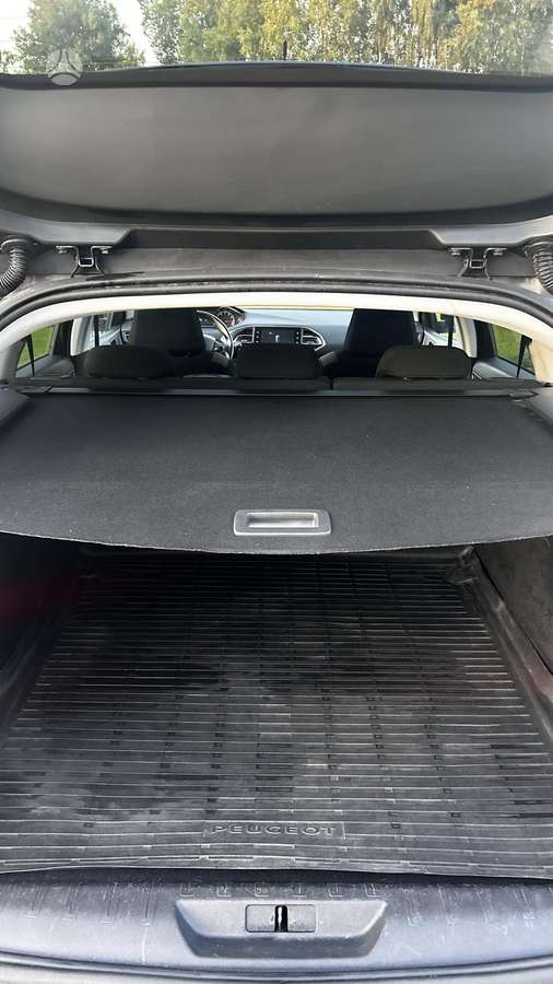 Peugeot 308, 1.2 l., Универсал