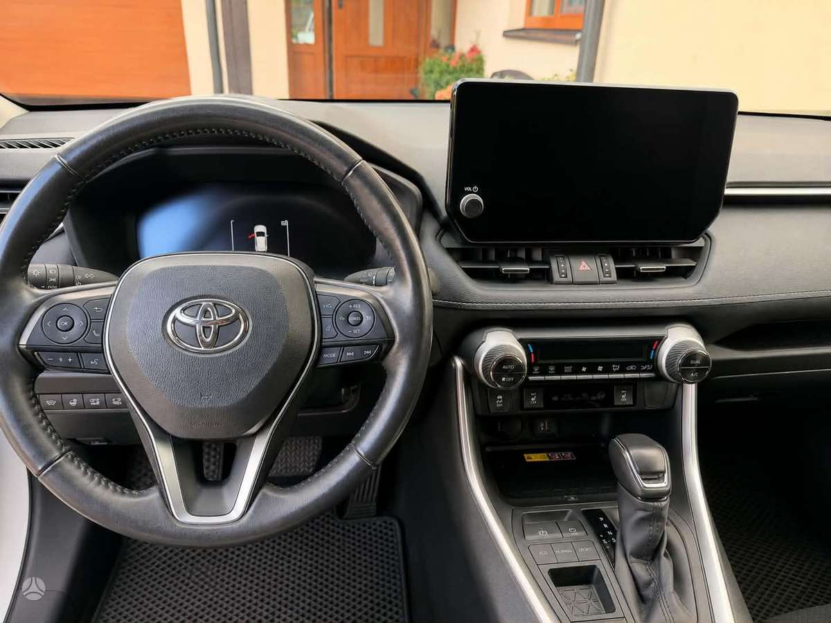 Toyota RAV4 - 4