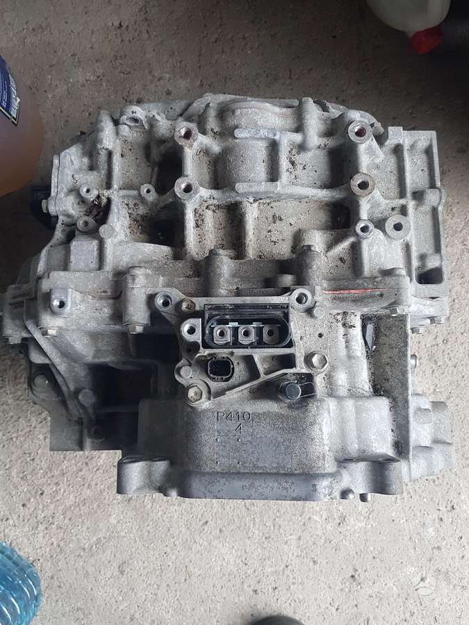 Toyota Auris kėbulo dalys