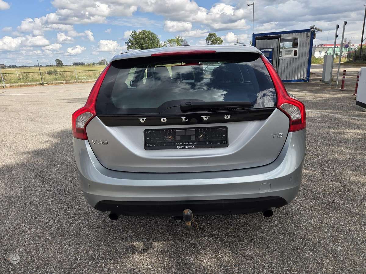 Volvo V60 - 11