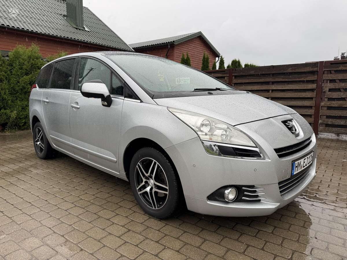 Peugeot 5008 - 1