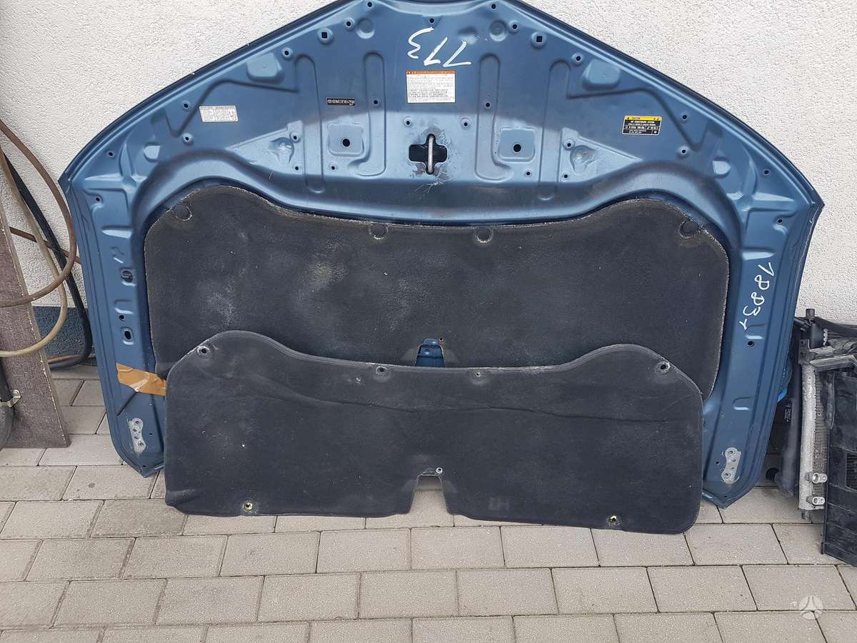 Toyota Auris детали кузова