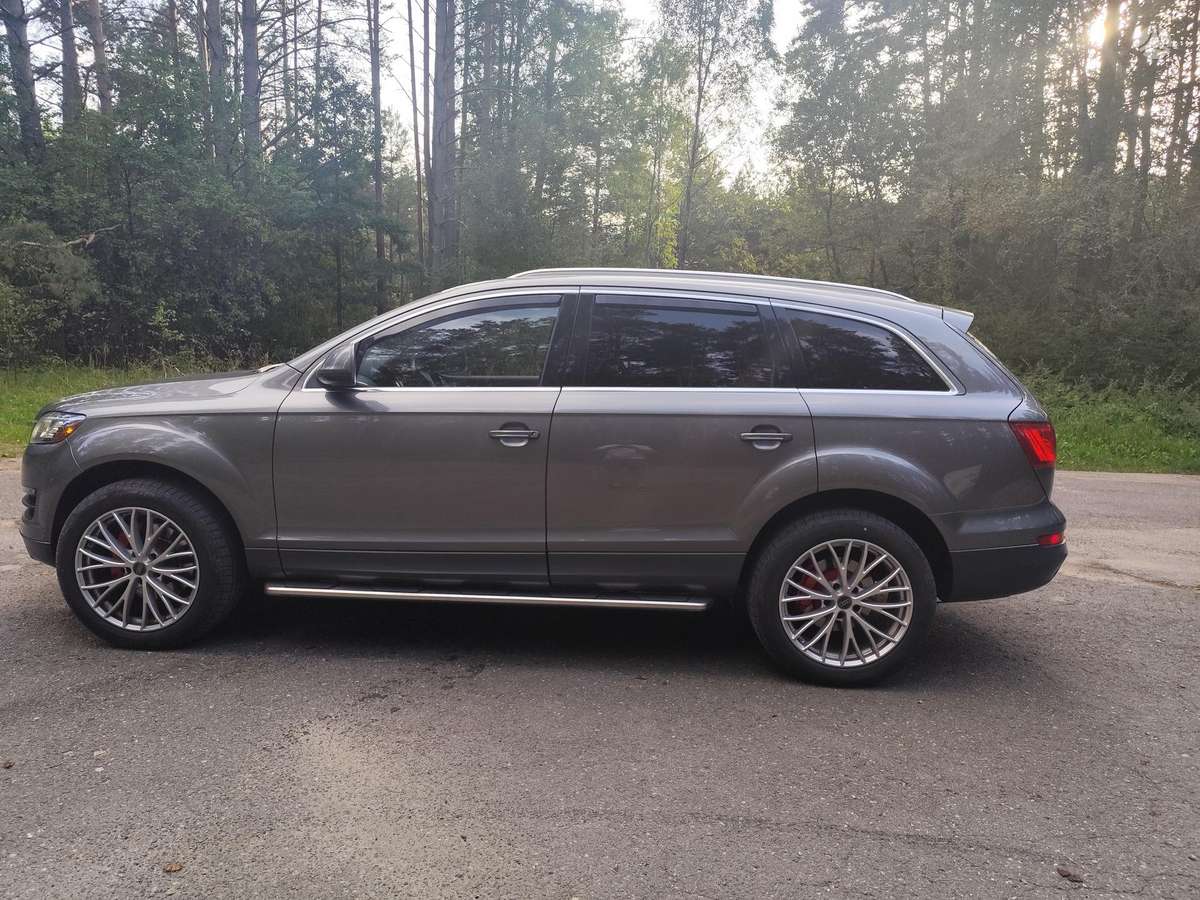 Audi Q7, 3.0 l., off-road / crossover