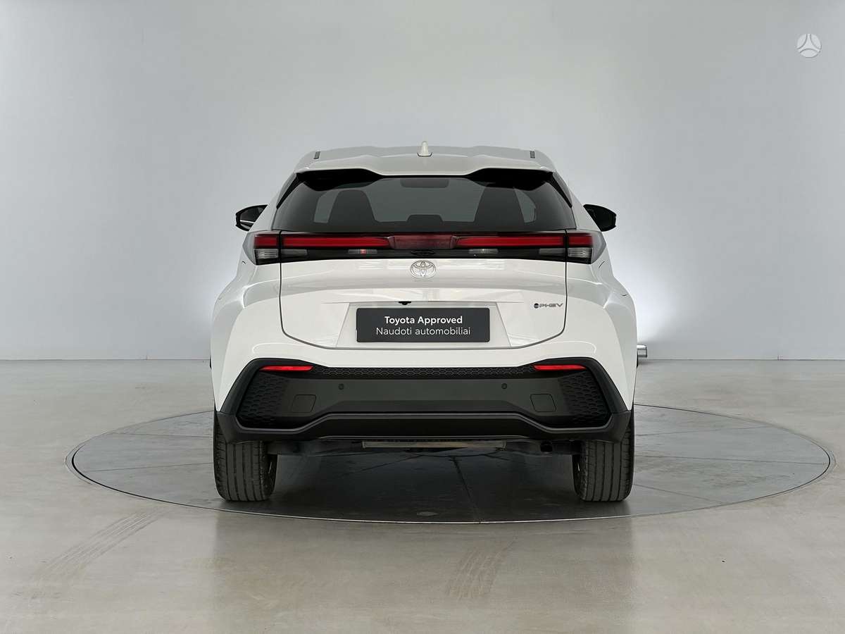 Toyota C-HR - 4