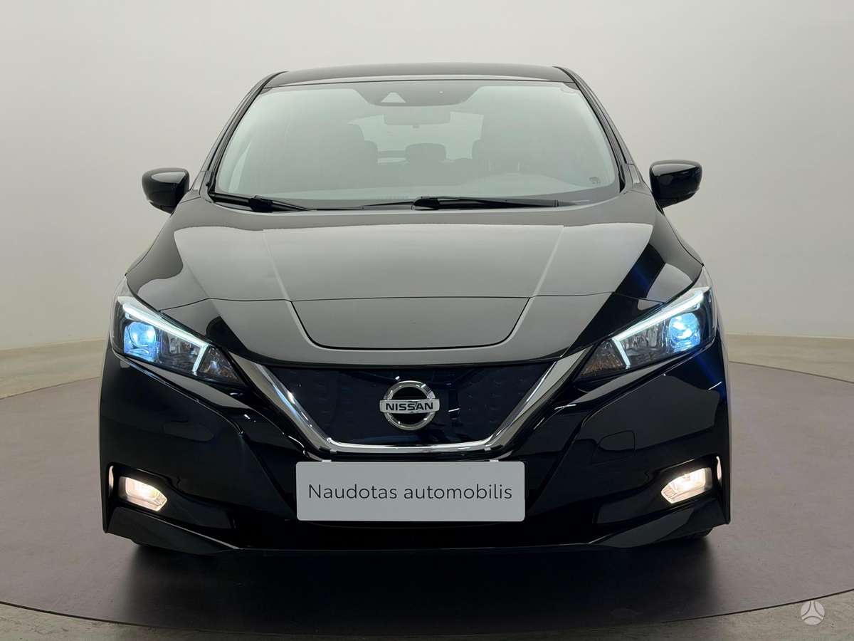 Nissan Leaf, 40 kWh, hatchback