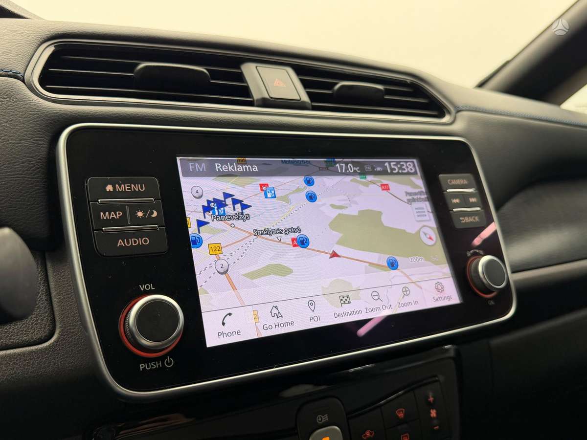 Nissan Leaf, 40 kWh, hatchback