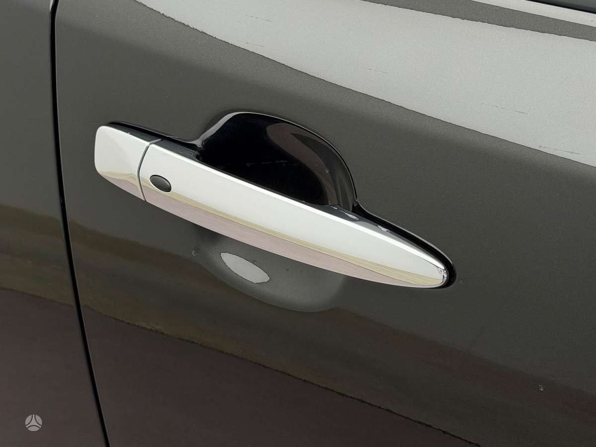 Nissan Leaf, 40 kWh, hatchback