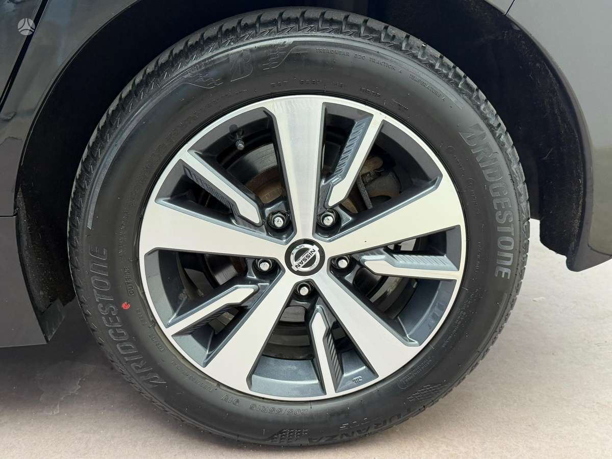 Nissan Leaf, 40 kWh, hatchback