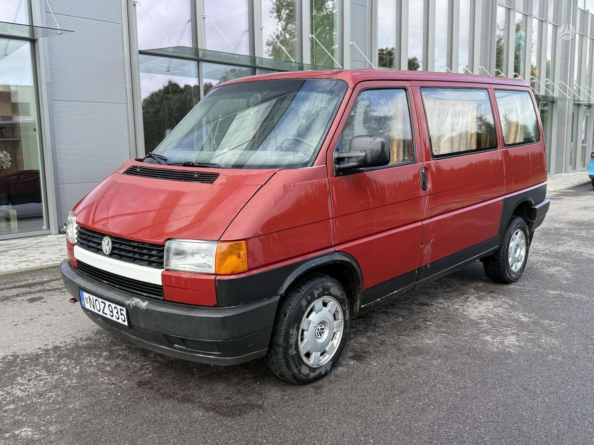 Volkswagen Transporter - 1