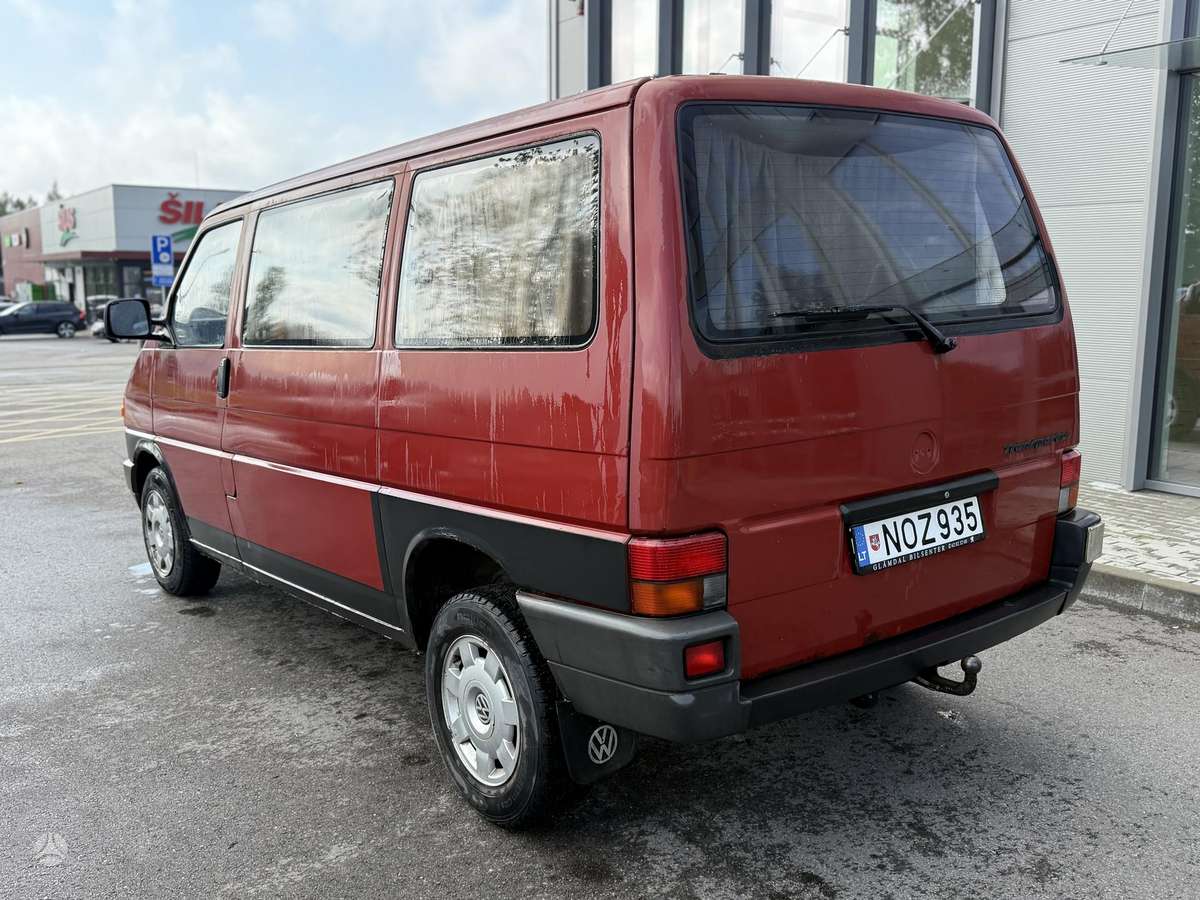Volkswagen Transporter - 4