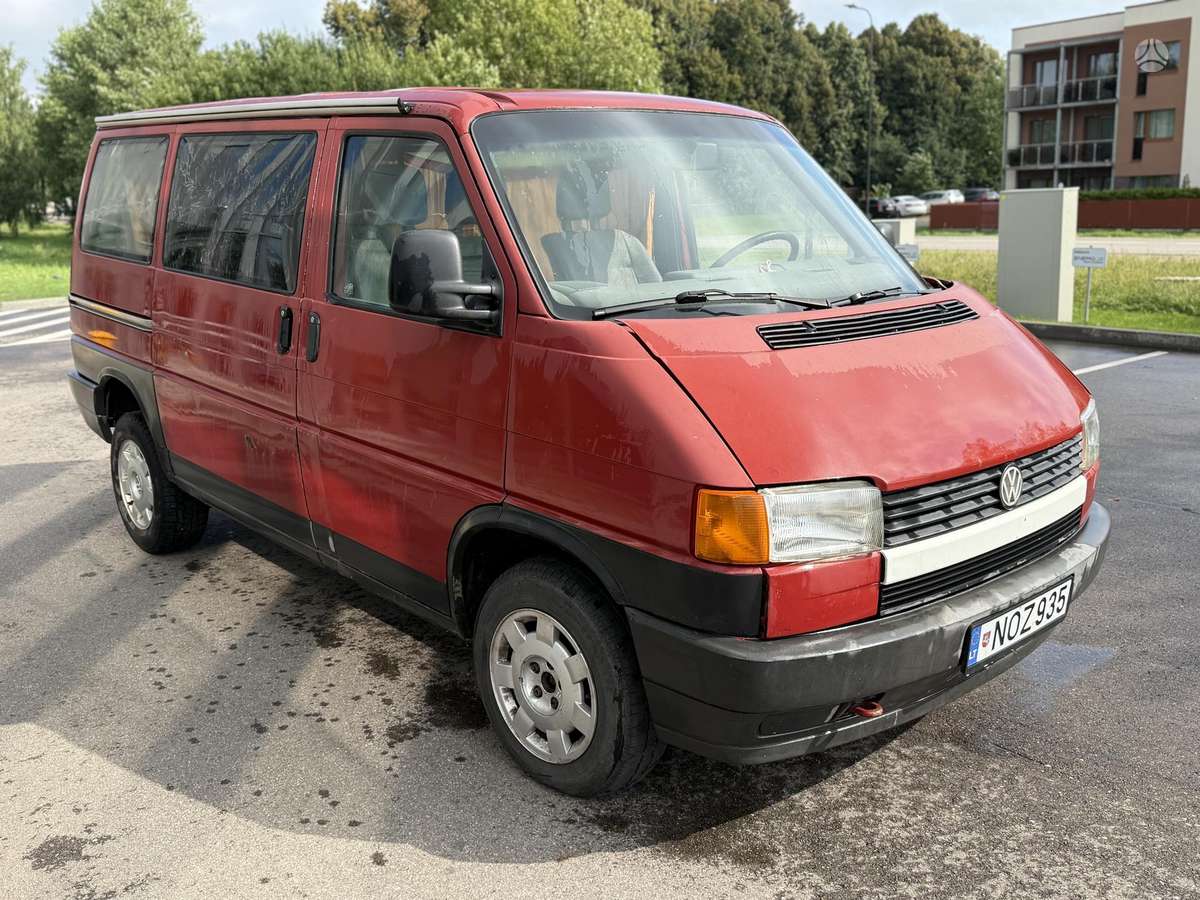 Volkswagen Transporter - 2