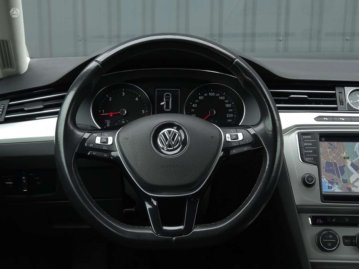Volkswagen Passat, 1.6 l., Универсал