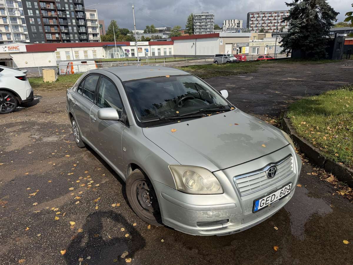 Toyota Avensis - 3