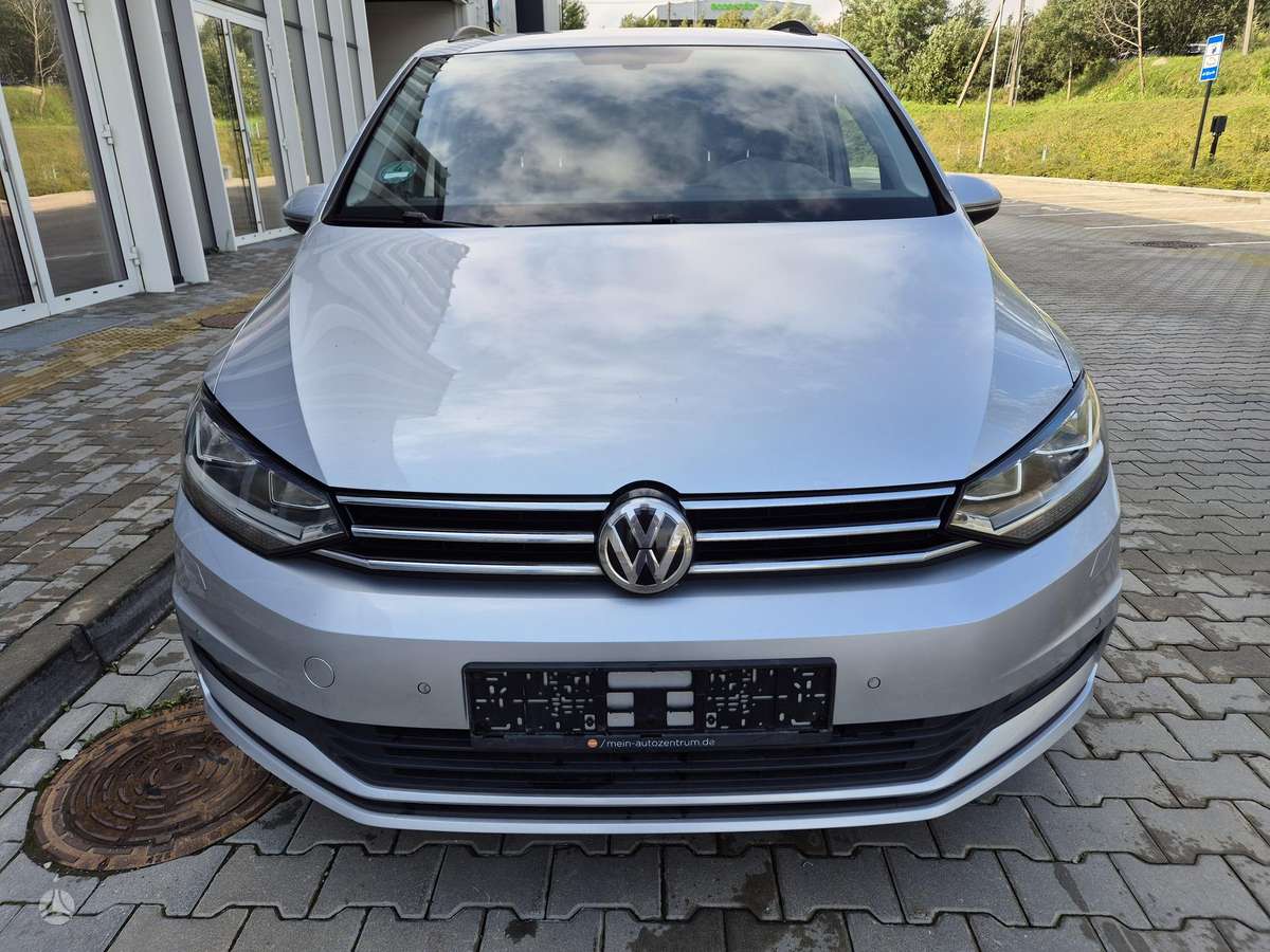 Volkswagen Touran - 2