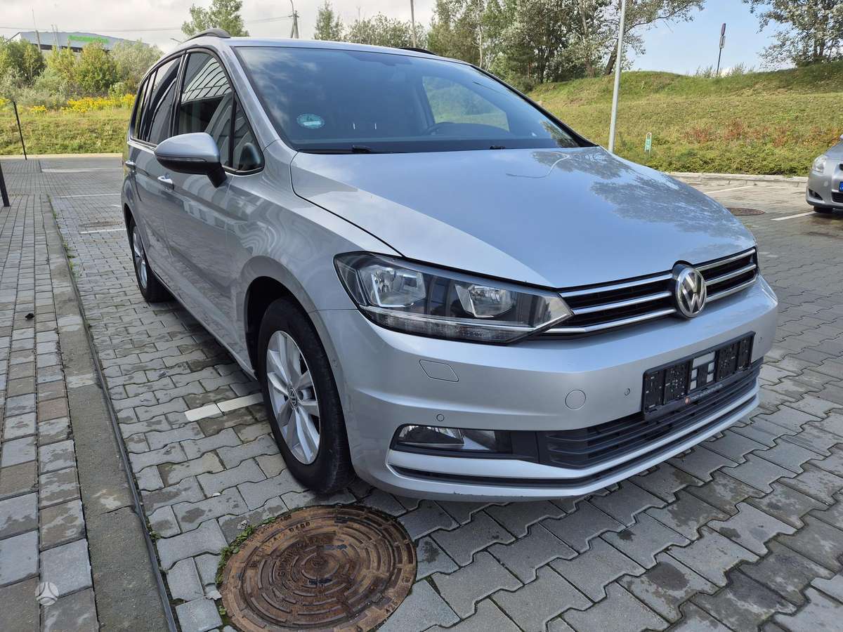 Volkswagen Touran - 3