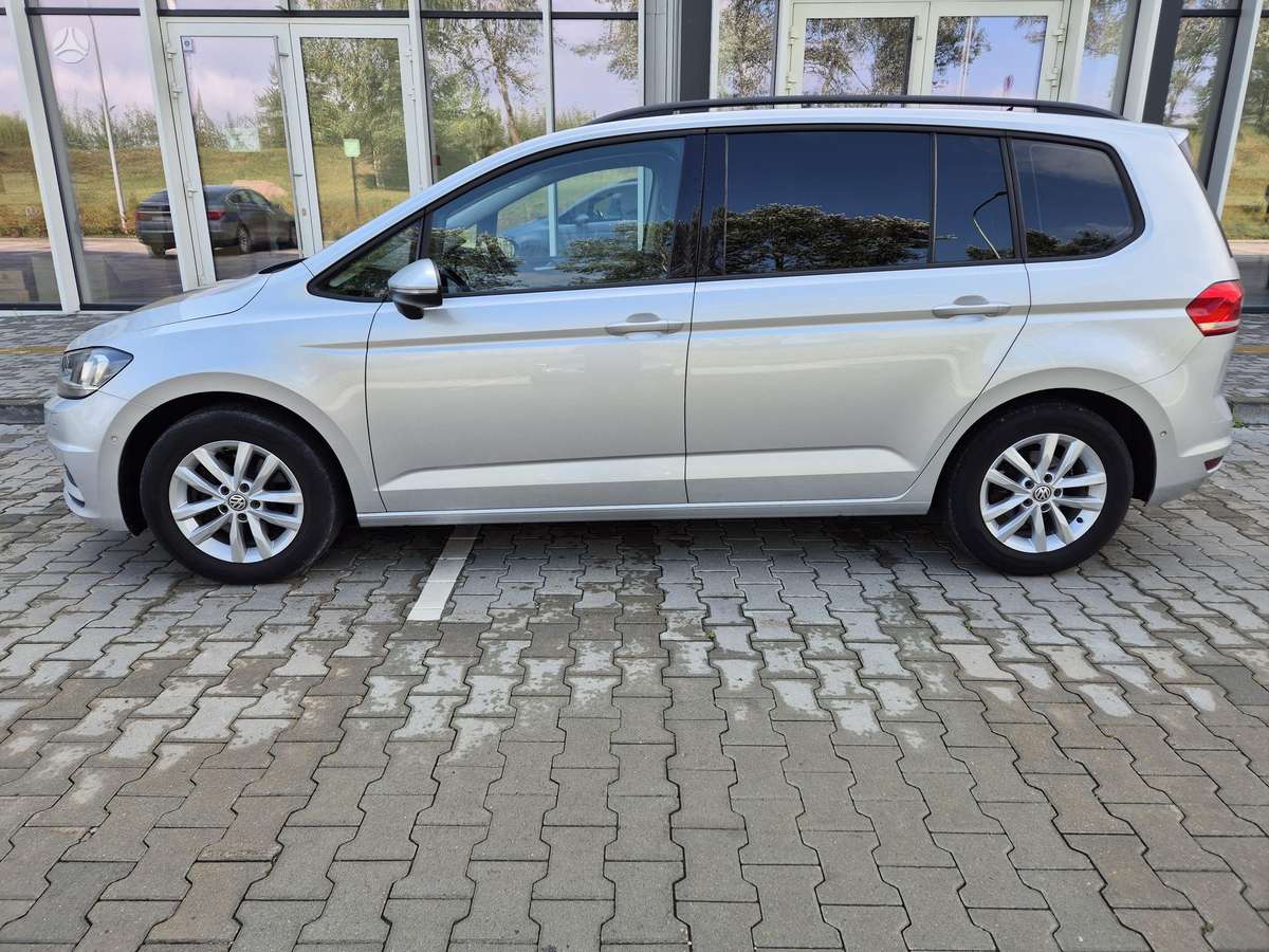 Volkswagen Touran - 7