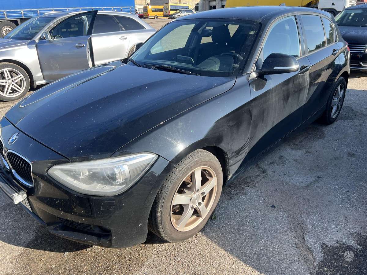 BMW 116, 2.0 l., Хэтчбек