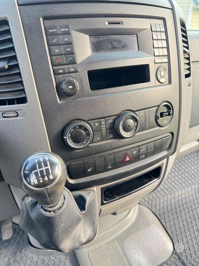 Volkswagen Crafter - 7