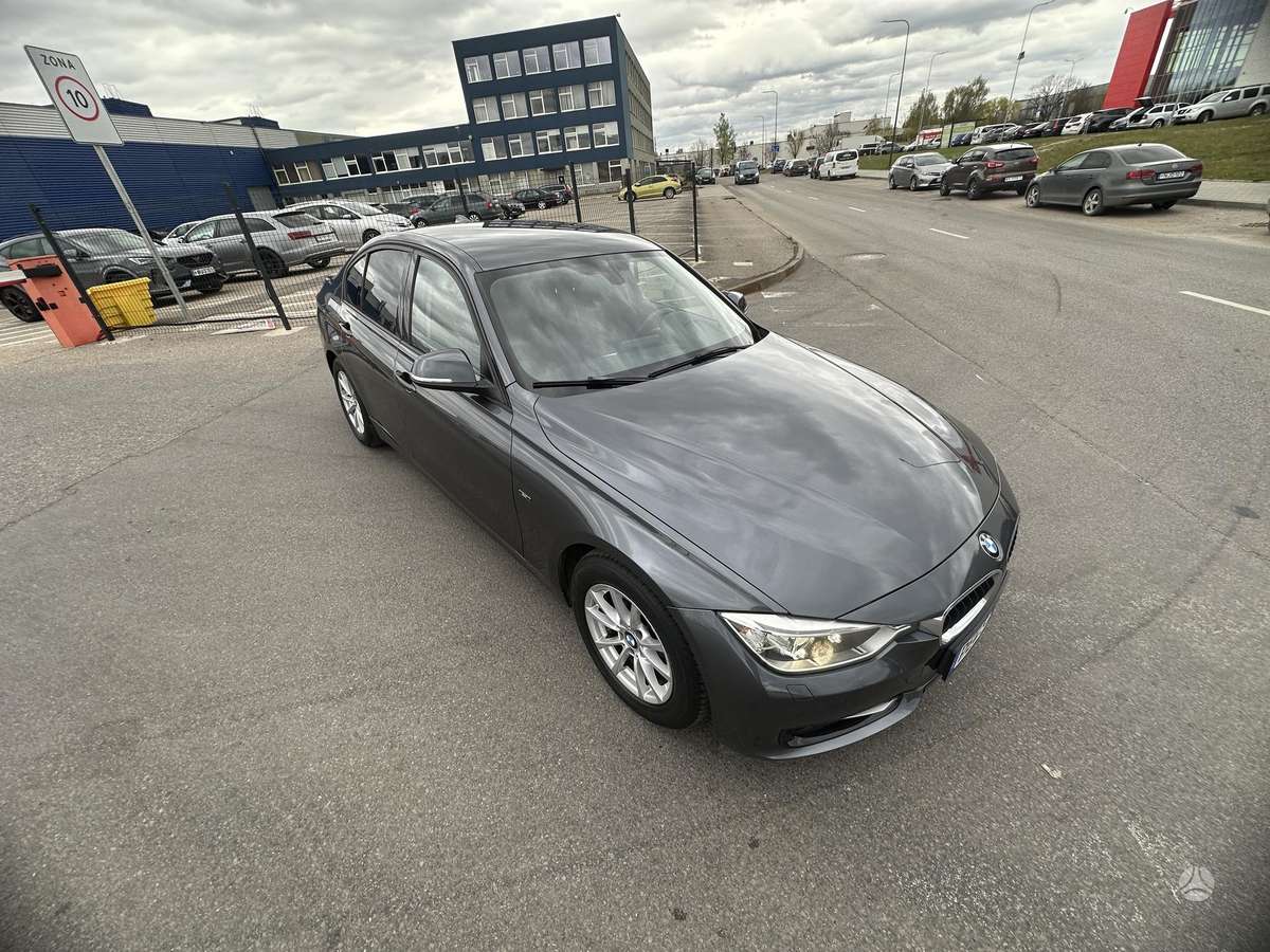 BMW 320, 2.0 l., Седан