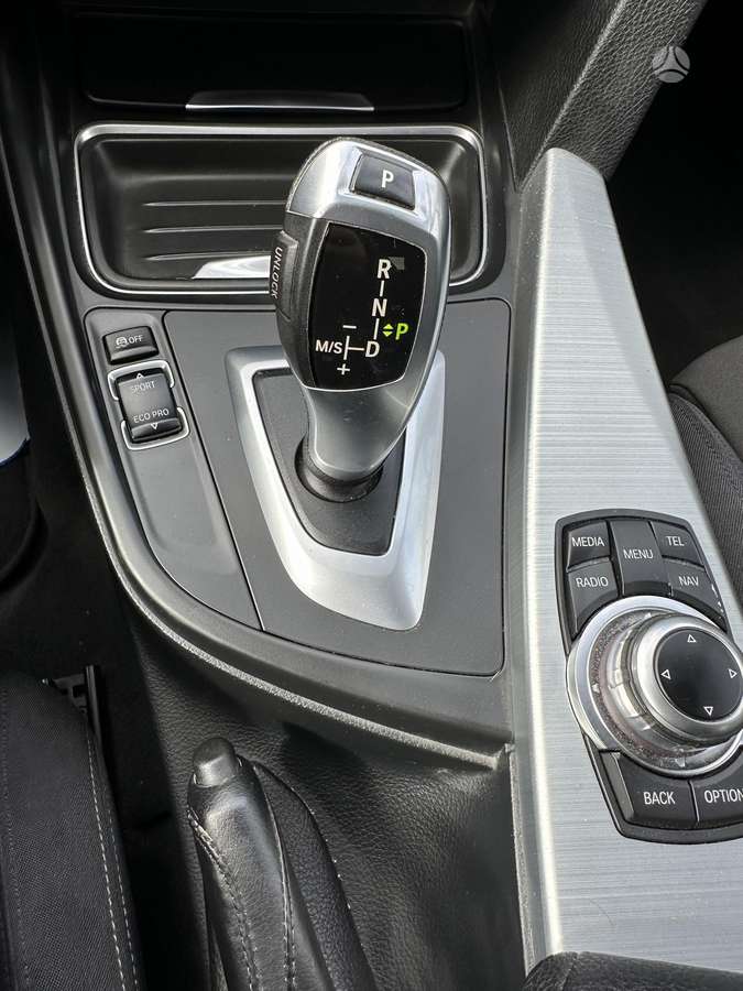 BMW 320, 2.0 l., sedanas