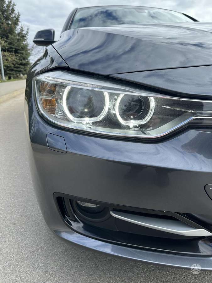 BMW 320, 2.0 l., Седан