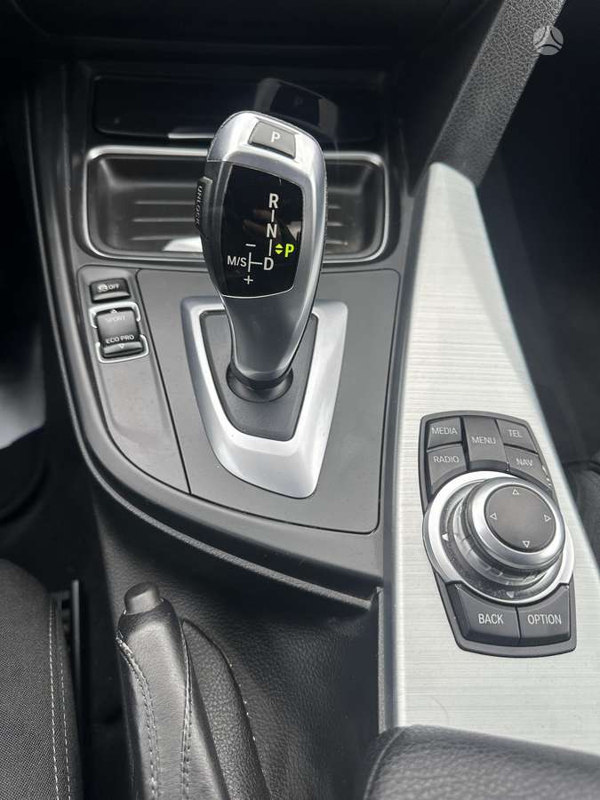BMW 320, 2.0 l., sedanas