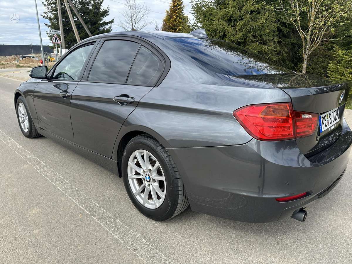 BMW 320, 2.0 l., sedanas