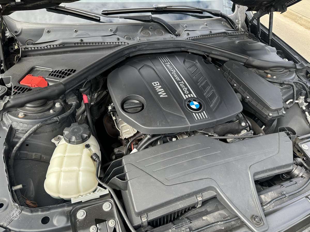 BMW 320, 2.0 l., sedanas