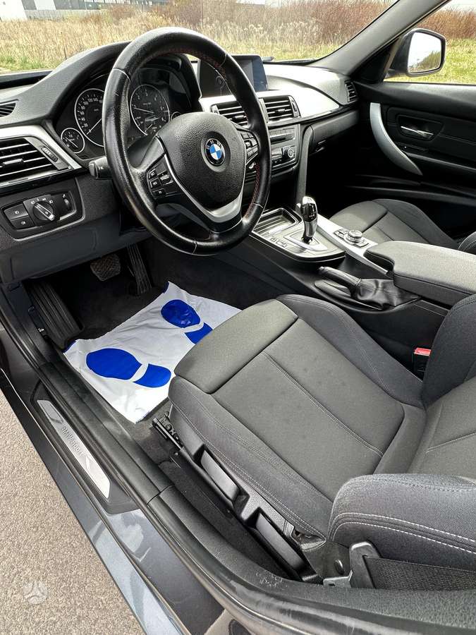 BMW 320, 2.0 l., sedanas