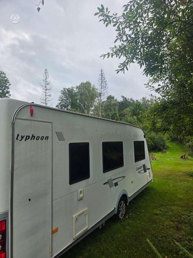 Elddis Crussader Typhoon, кемперы