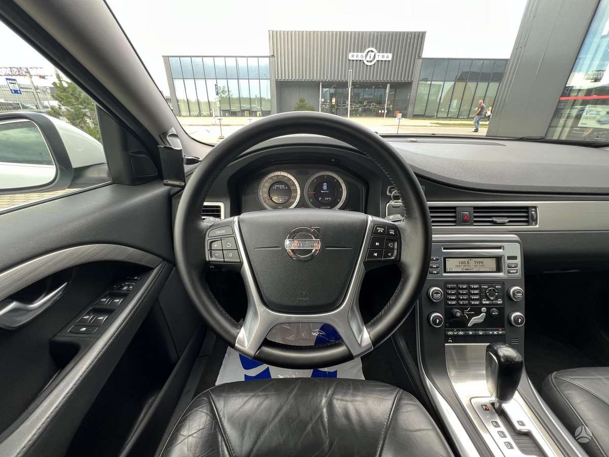 Volvo S80, 2.0 l., Седан