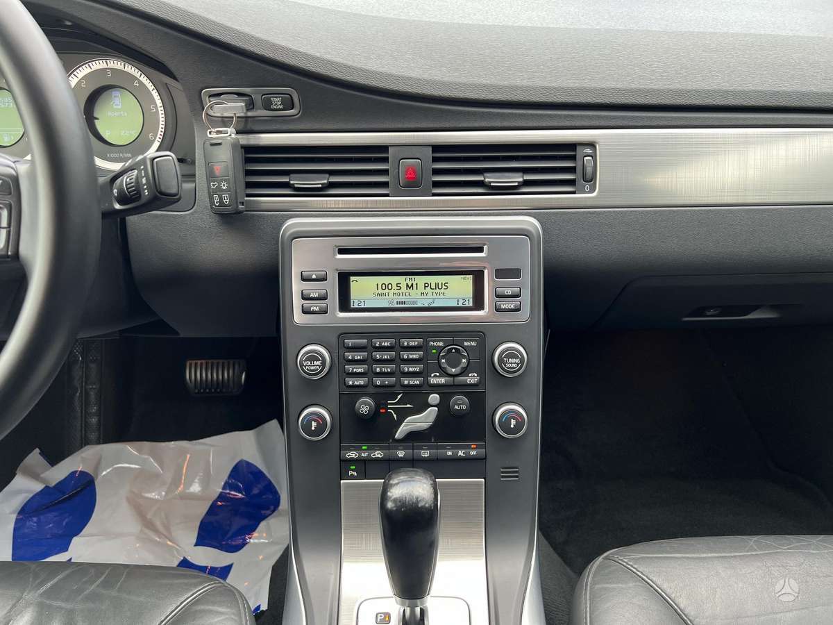 Volvo S80, 2.0 l., Седан