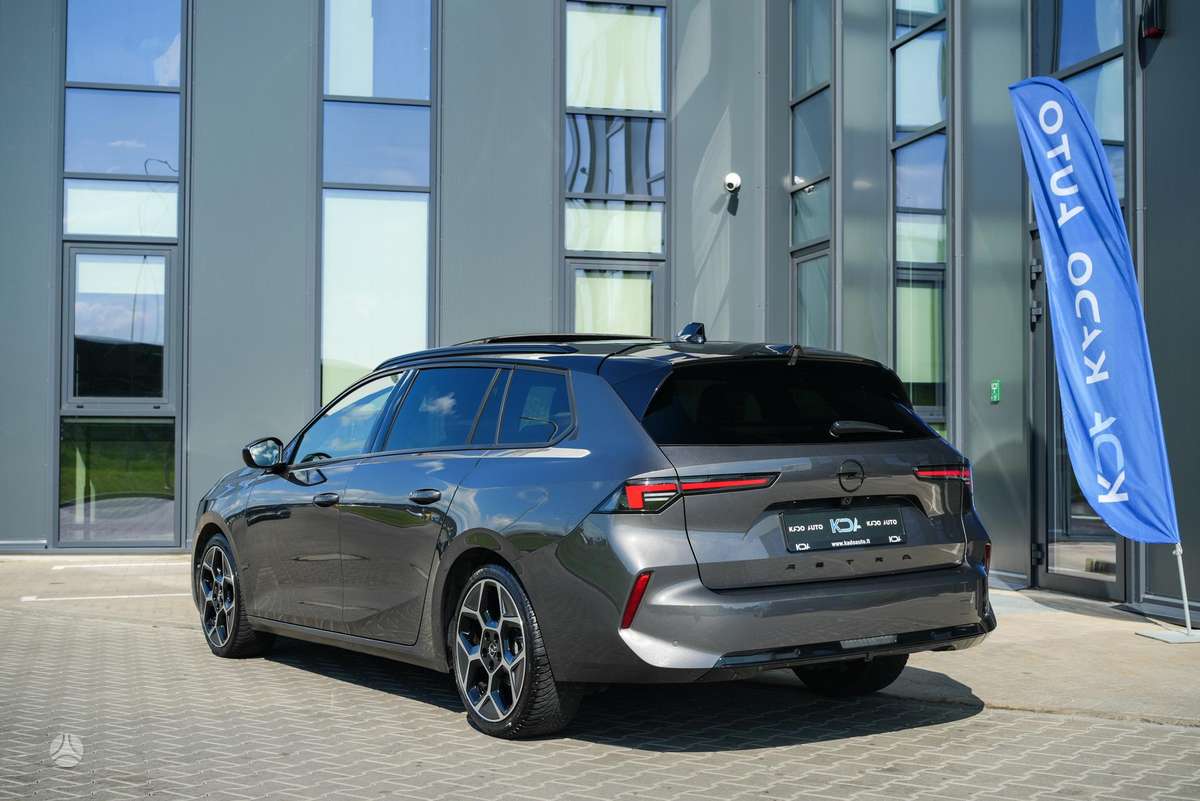 Opel Astra, 1.2 l., Универсал