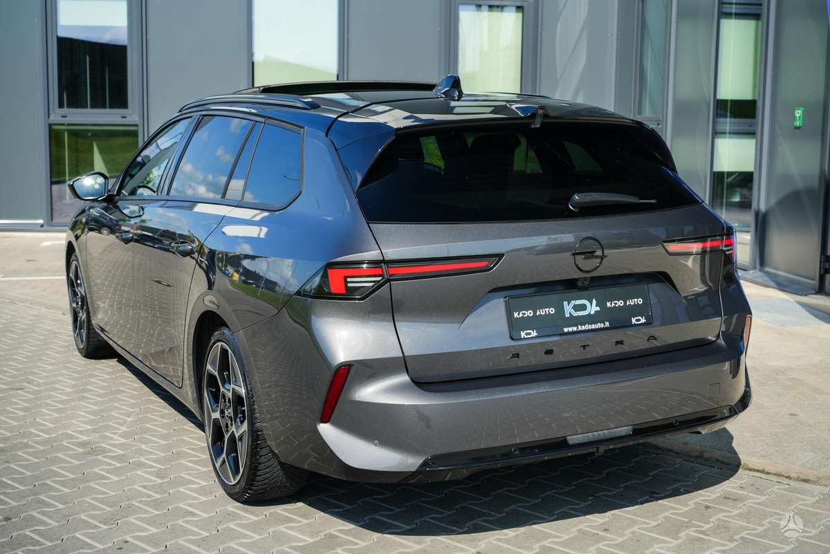 Opel Astra, 1.2 l., Универсал
