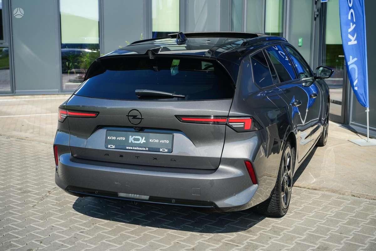 Opel Astra, 1.2 l., Универсал