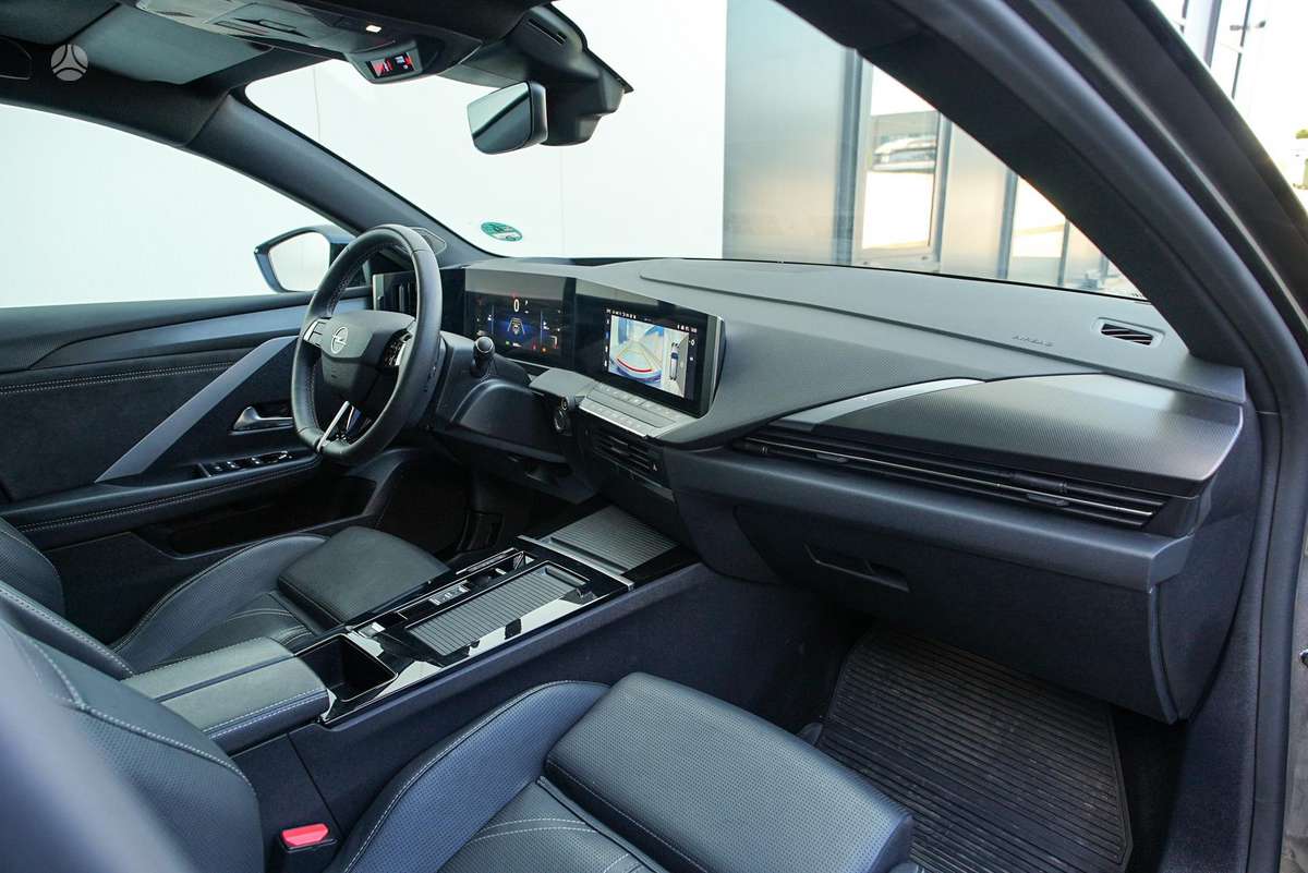 Opel Astra, 1.2 l., Универсал