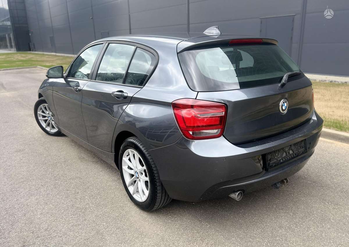 BMW 118, 2.0 l., hatchback