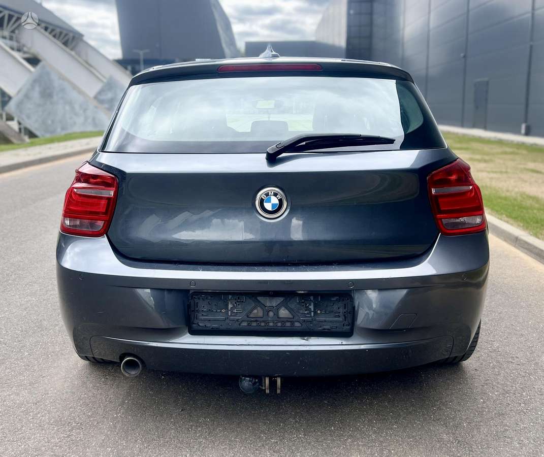 BMW 118, 2.0 l., hatchback