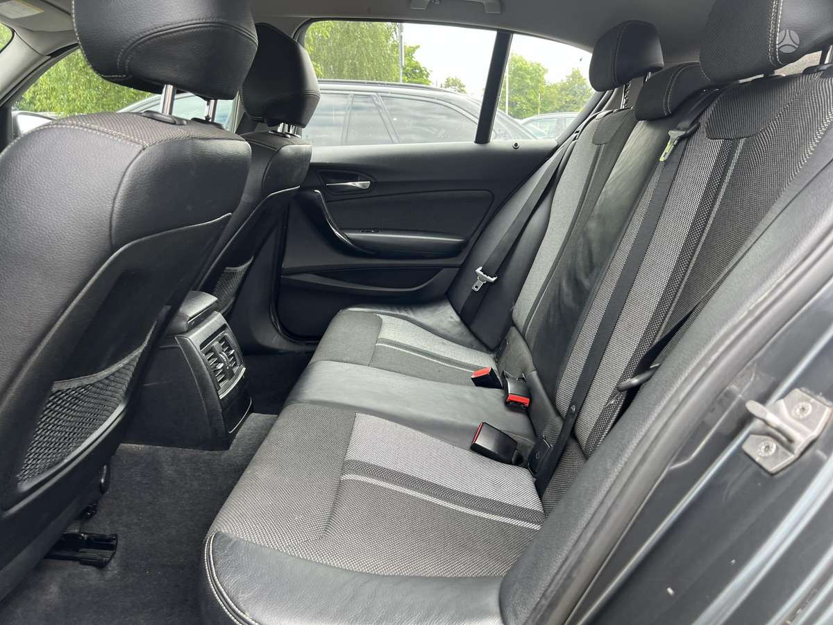 BMW 118, 2.0 l., hatchback