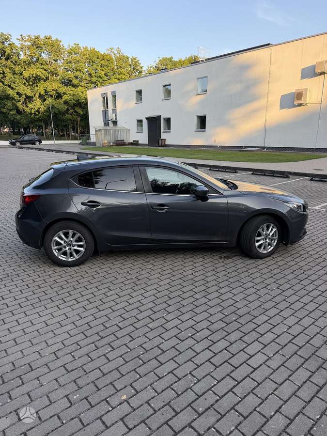 Mazda 3, 2.2 l., Хэтчбек