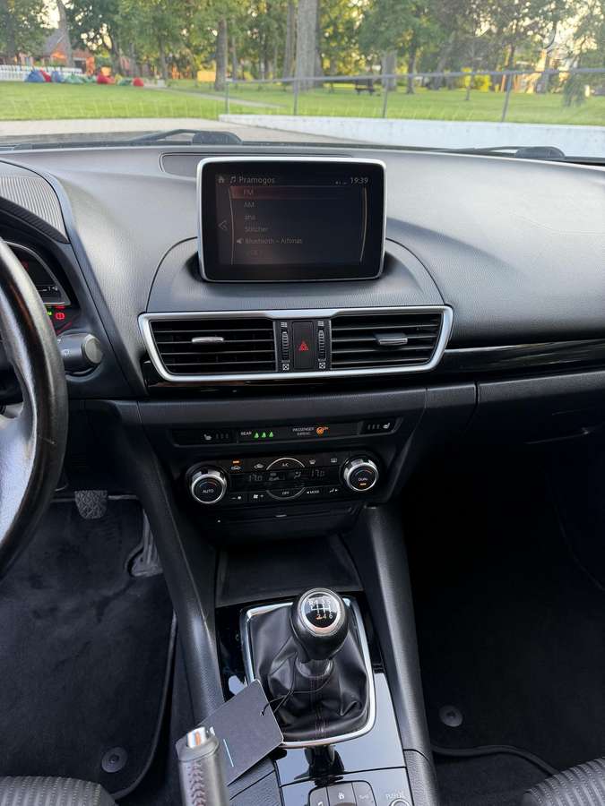 Mazda 3, 2.2 l., hečbekas