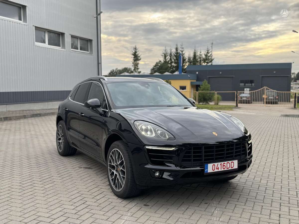 Porsche Macan - 1