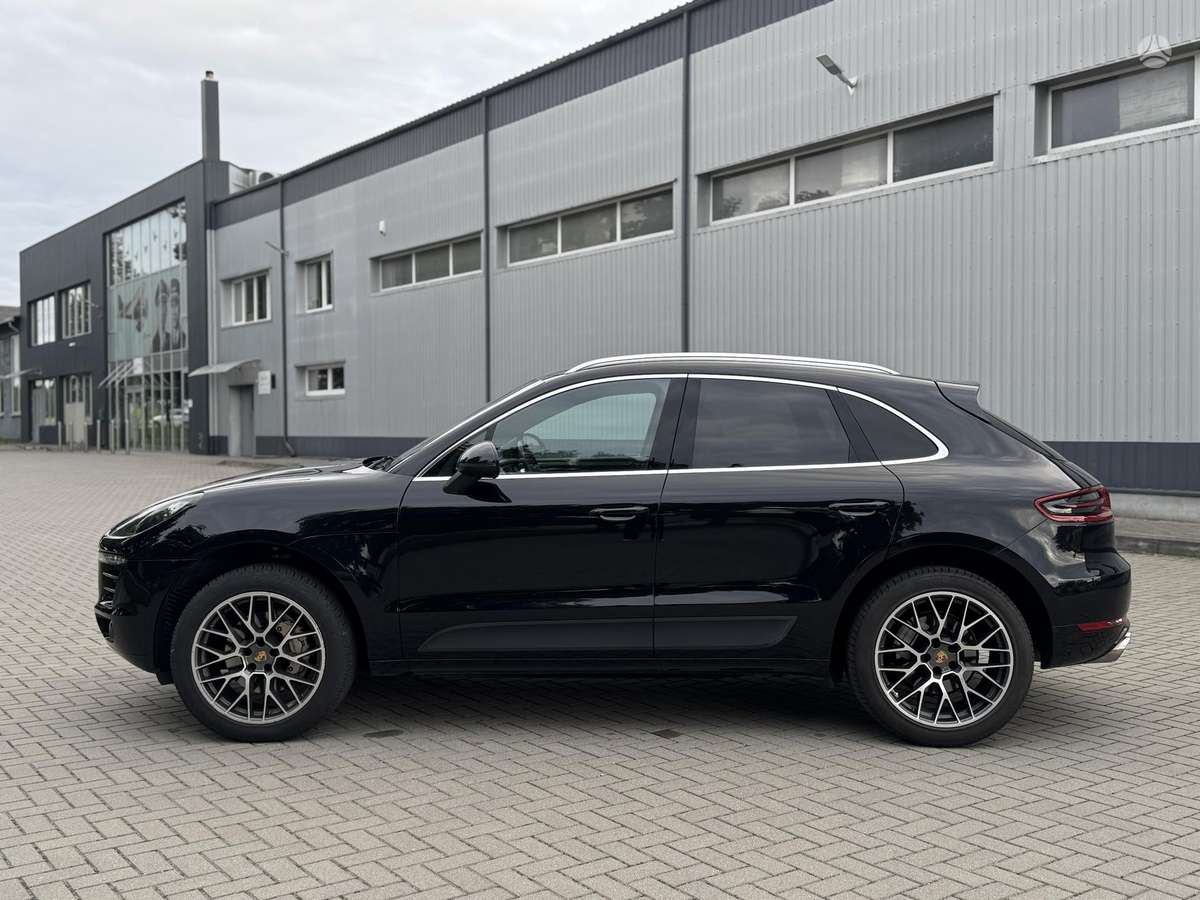 Porsche Macan - 5
