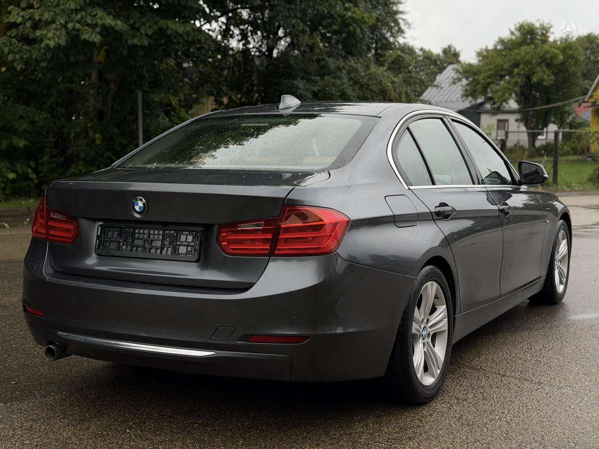 BMW 320, 2.0 l., Седан