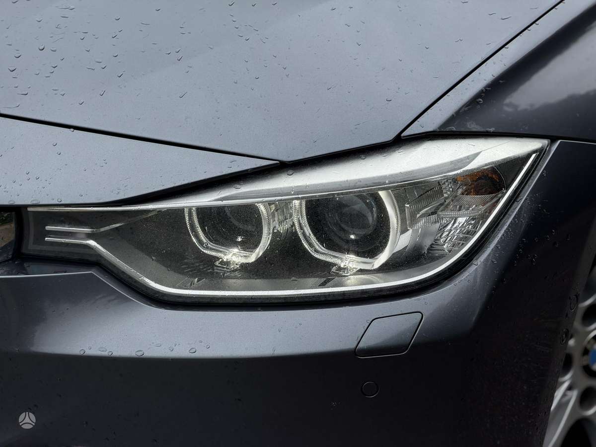 BMW 320, 2.0 l., Седан