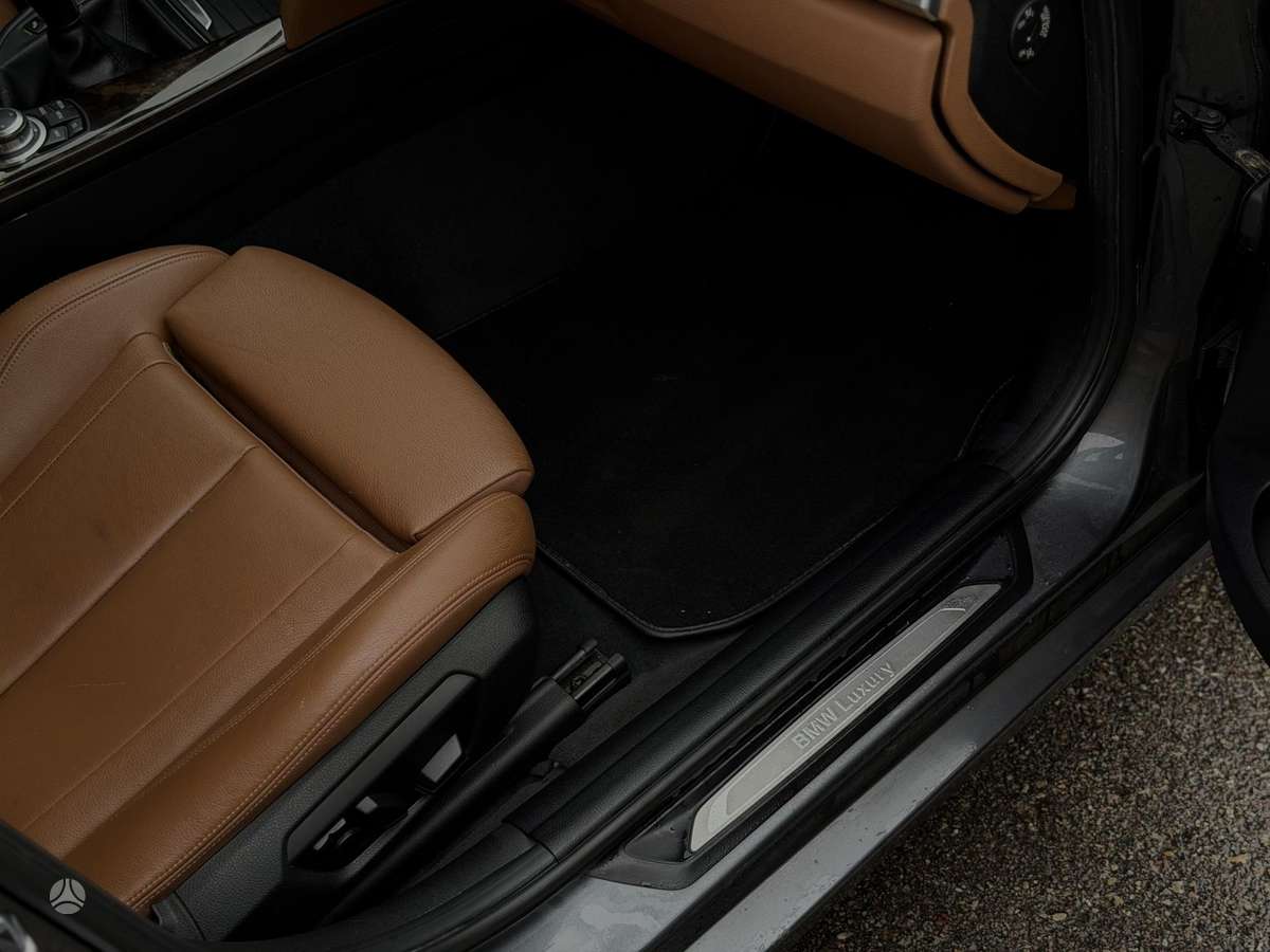 BMW 320, 2.0 l., Седан