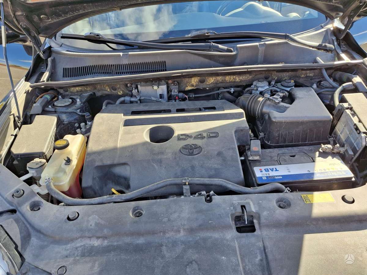 Toyota RAV4 - 7